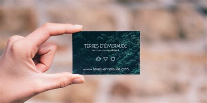 How to Design a Business Card With Canva