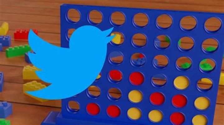 How to play Connect 4 on Twitter: Templates, emojis & more