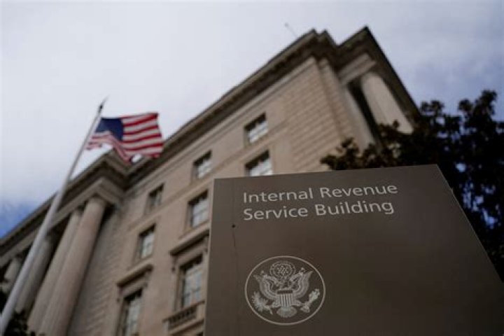 	IRS DISTRICT OFFICE OPENS IN PLANTATION	