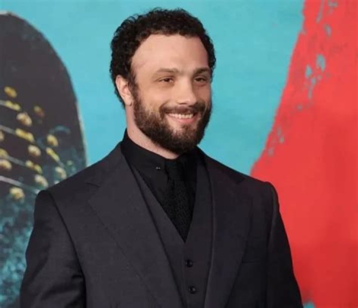 Is Cosmo Jarvis Gay Or Trans? Partner, Relationship Details