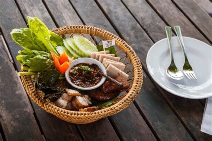 Is that Thai food, or Lao? 5 typical dishes from Laos that will help you see the difference