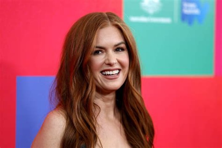 Isla Fisher: A Comprehensive Look At The Acclaimed Actress
