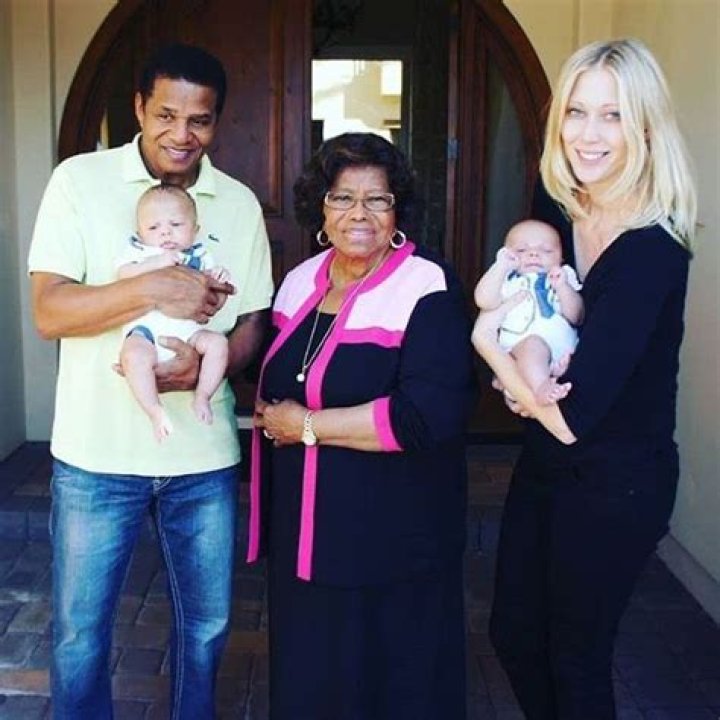 Jackie Jackson: The Musical Journey Of A Jackson Family Icon