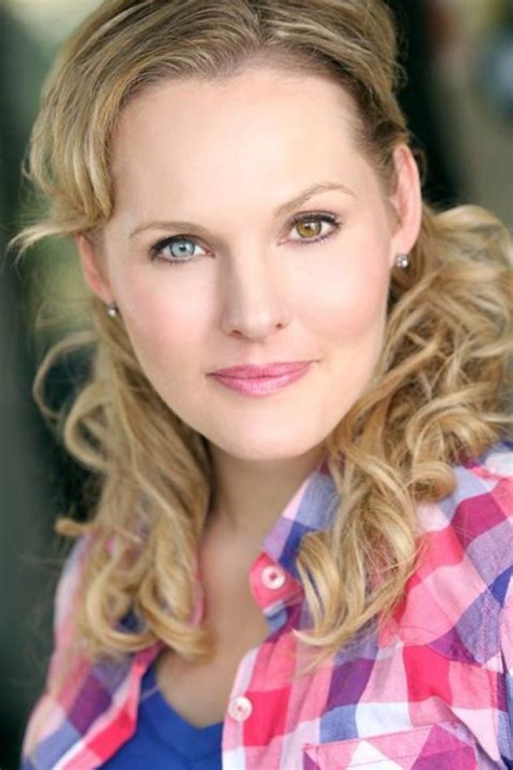 Jamerrill Stewart - Bio, Age, Height, Nationality, Net Worth, Facts