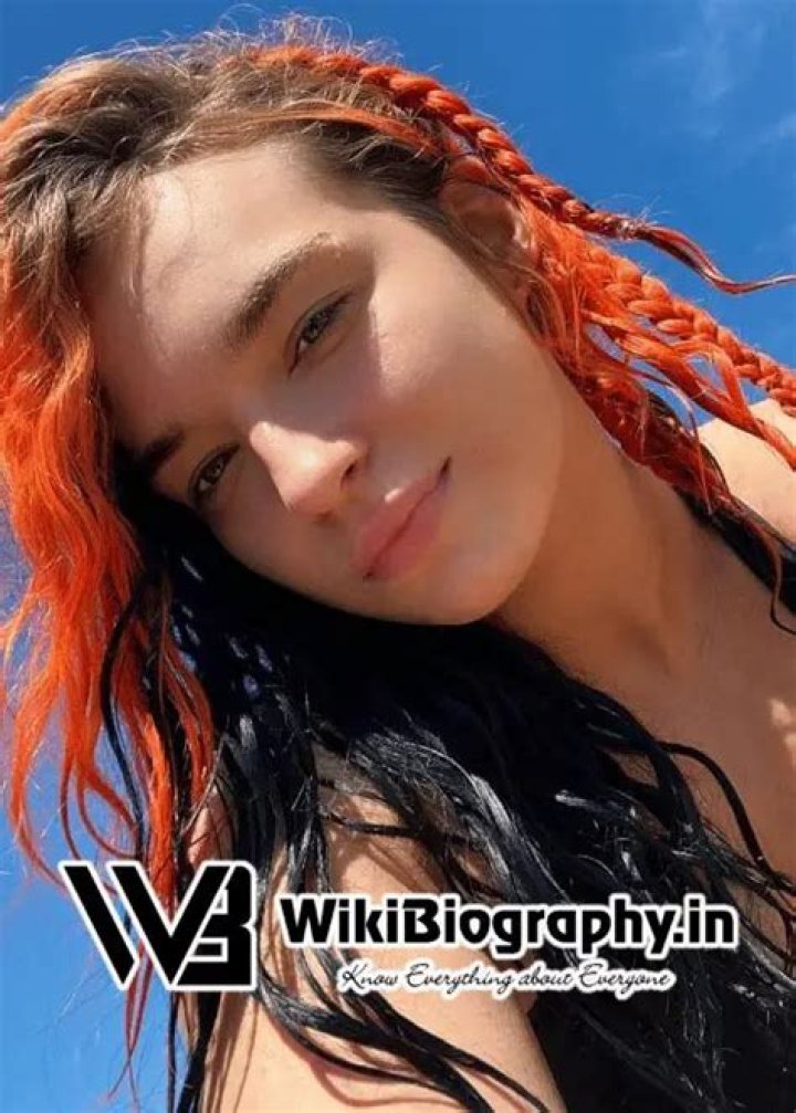 Jamie Hayter: Wiki, Bio, Age, Height, Parents, Boyfriend, Net Worth