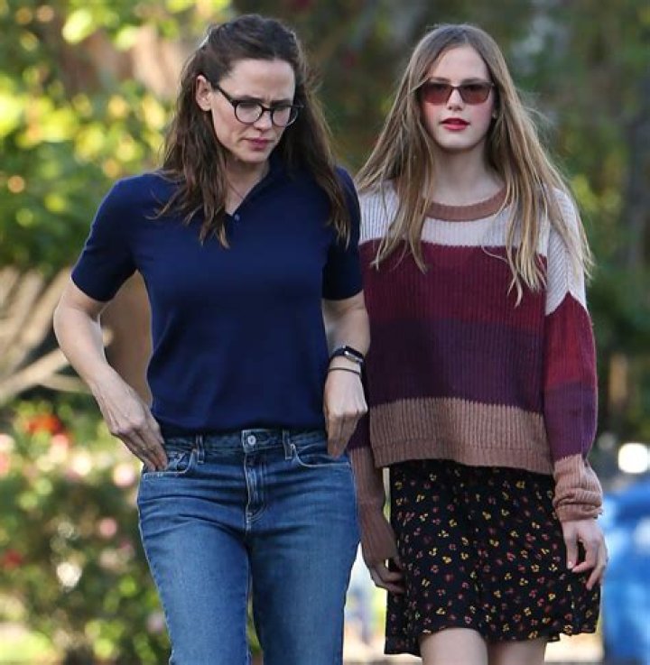 Jennifer Garner's Kids: A Glimpse Into Her Family Life