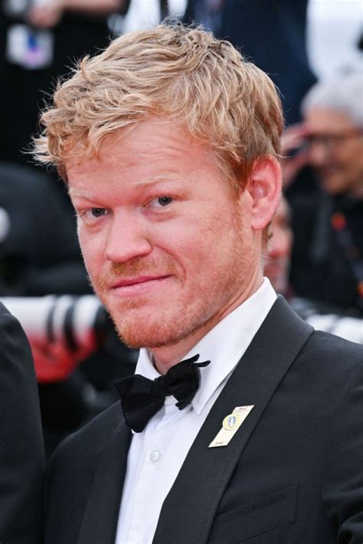 Jesse Plemons Biography