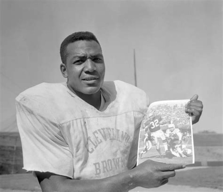Jim Brown Net Worth 2024