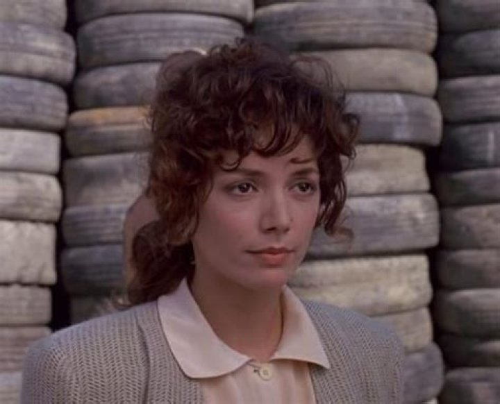 Joanne Whalley: A Comprehensive Look At Her Life And Career