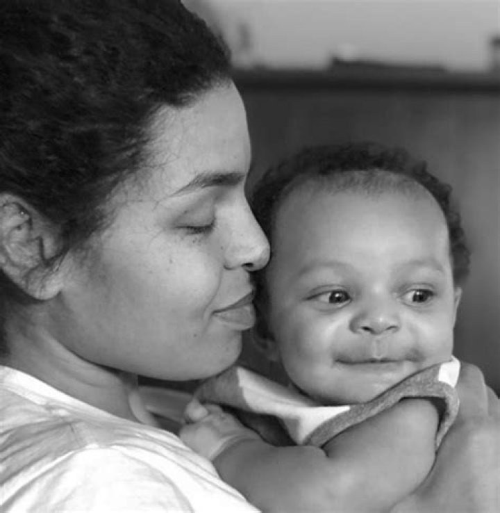JORDIN SPARKS IS A DOTING MOM