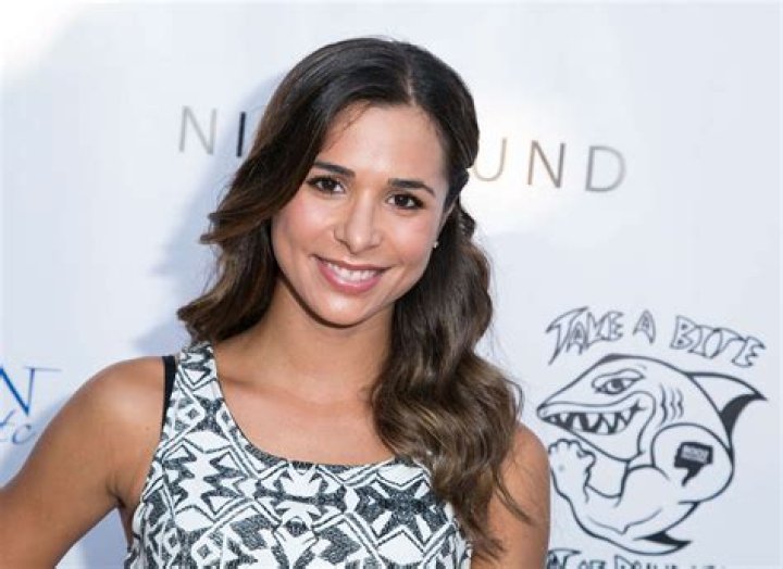 Josie Loren Biography