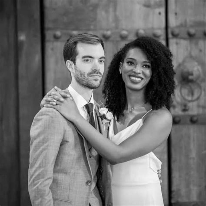 Juanita Tolliver Husband: A Deep Dive Into Her Personal Life And Relationships