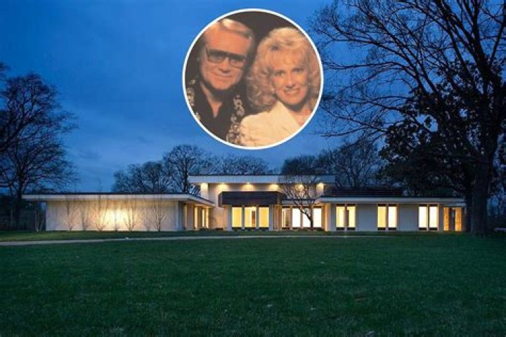 	Jupiter home once belonging to Tammy Wynette listed for $7M	
