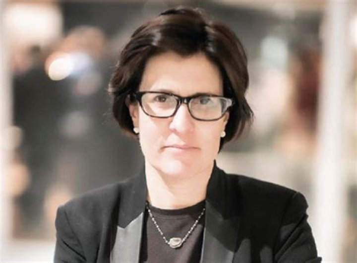 Kara Swisher Bio, Age, Height, Husband, Salary, Net Worth, New York Times