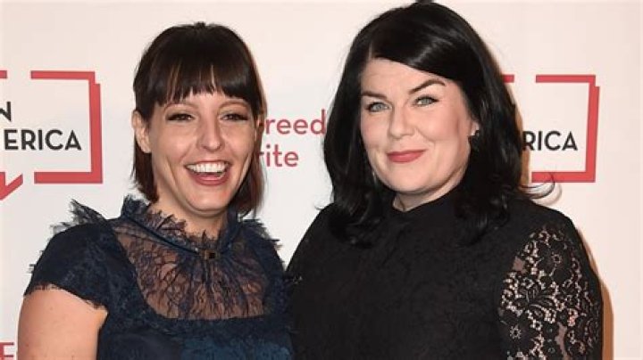 Karen Kilgariff Bio, Age, Height, Husband, Salary, Net Worth My Favorite Murder