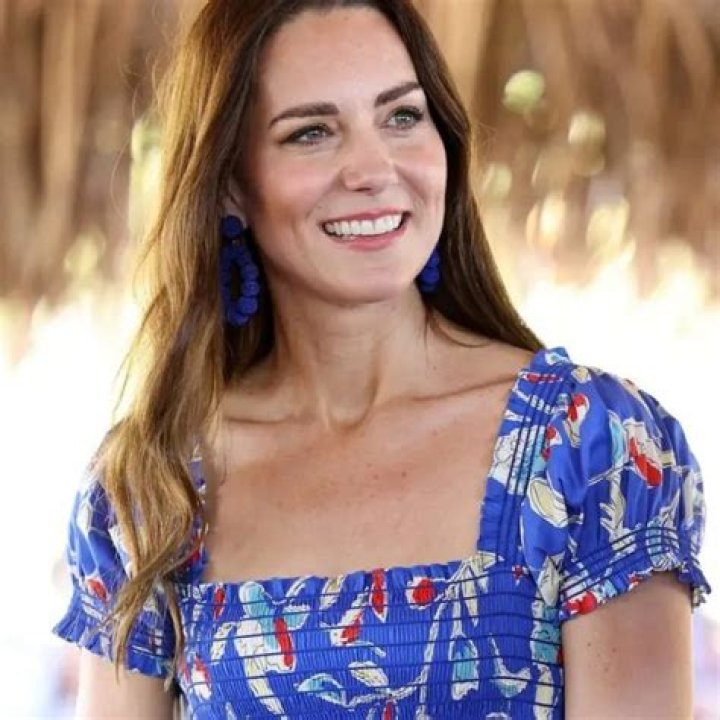 Kate Middleton has 2 tricks for wearing high heels for hours on end with a smile on her face