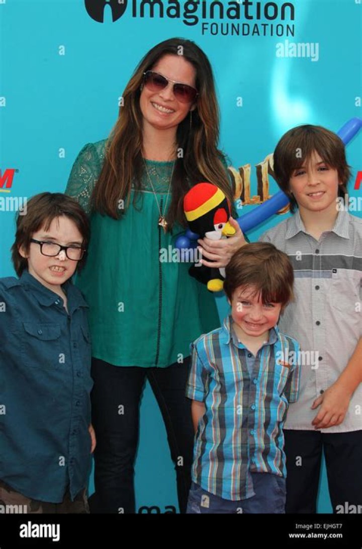 Kelley James Donoho: Facts About Holly Marie Combs' Son