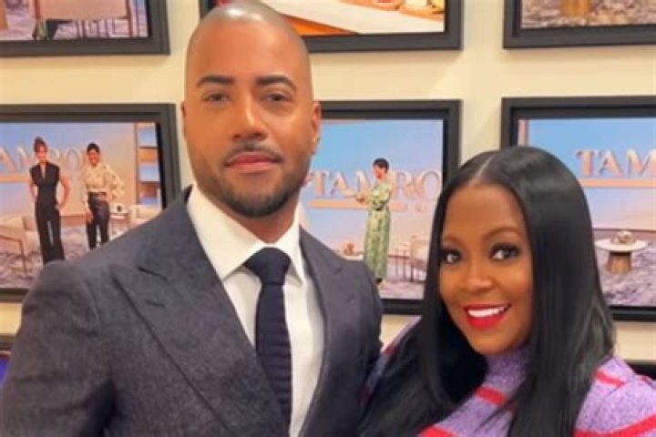 KESHIA KNIGHT-PULLIAM AND BRAD JAMES ARE EXPECTING A BABY BOY!