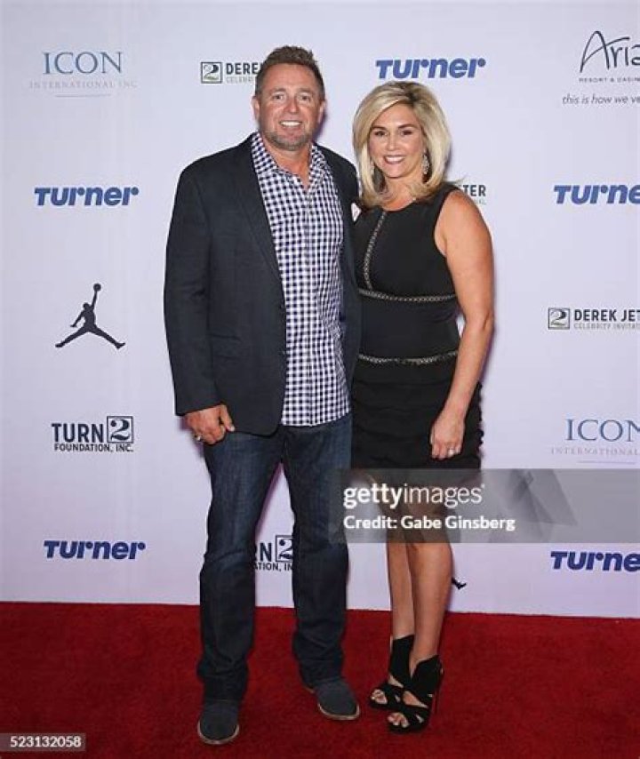 Kevin Millar Bio, Age, Height, Wife, Salary, Net Worth, MLB Network