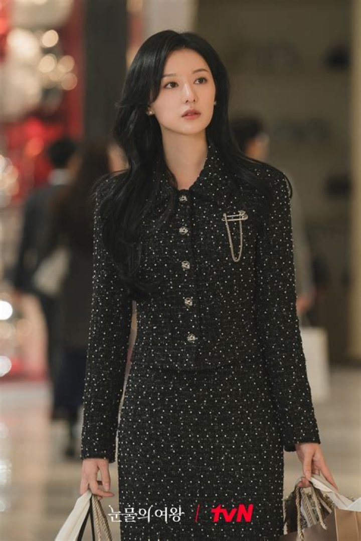 Kim Ji Won Height In Feet: A Comprehensive Look At The Talented Actress