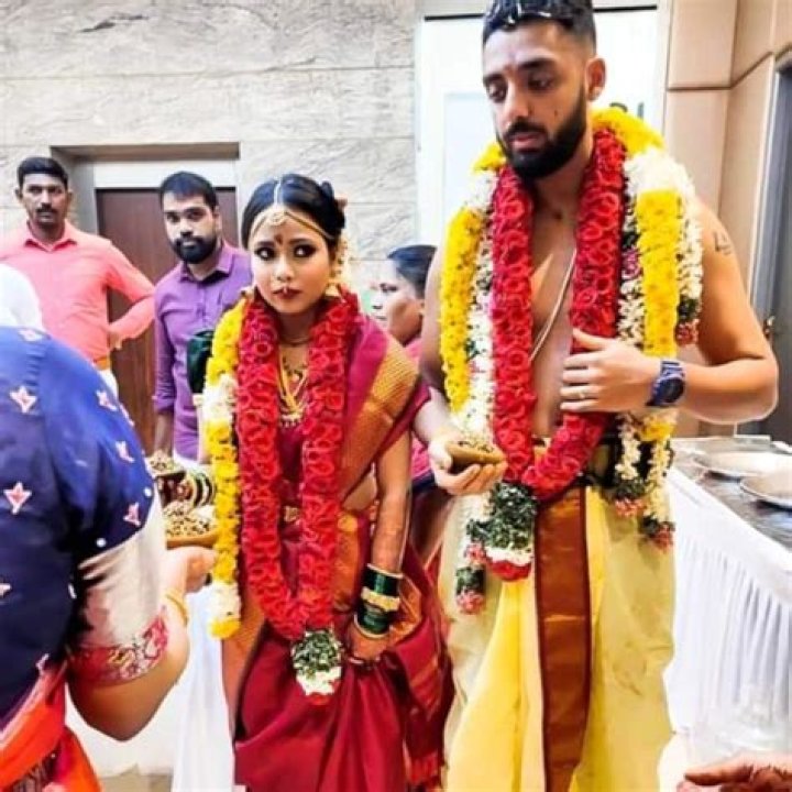 Know KKR Player Varun Chakravarthy’s Married Life With Wife