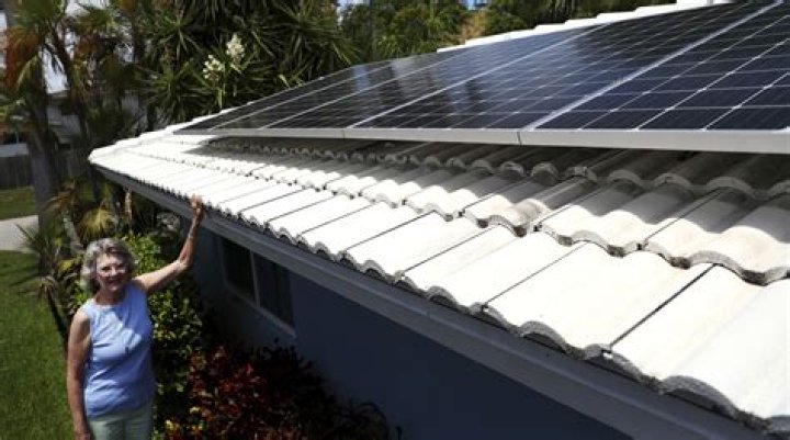 	La instalación de paneles solares en tus techos pudiera cancelar el seguro de tu vivienda	