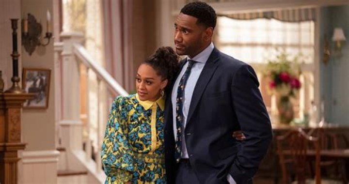 LANCE ALEXANDER RETURNS FOR SEASON TWO OF “FAMILY REUNION”