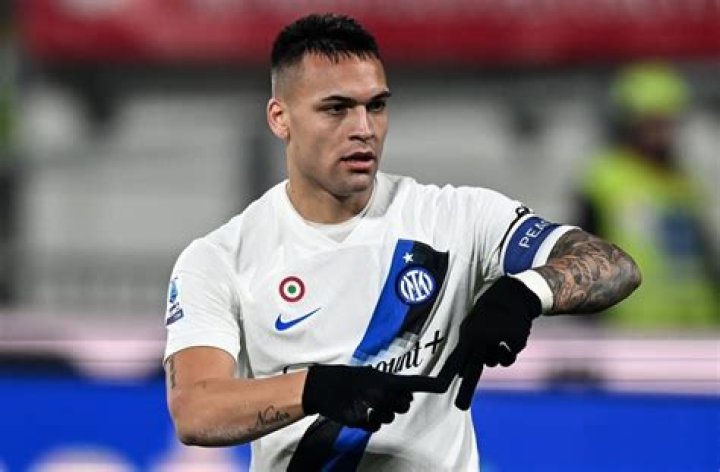 Lautaro Martínez scores for Inter, reaches 18 goals for the season