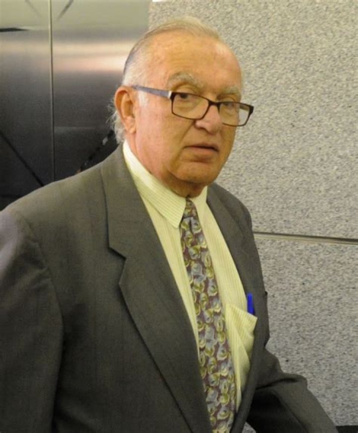 	Lawyer for disgraced former John Goodman juror says judge gave improper sentence	