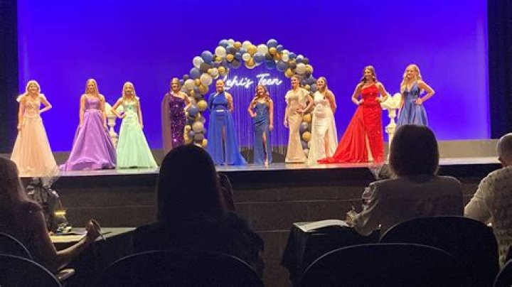 Lehi teen stripped of crown, sash and pageant title after clerical error