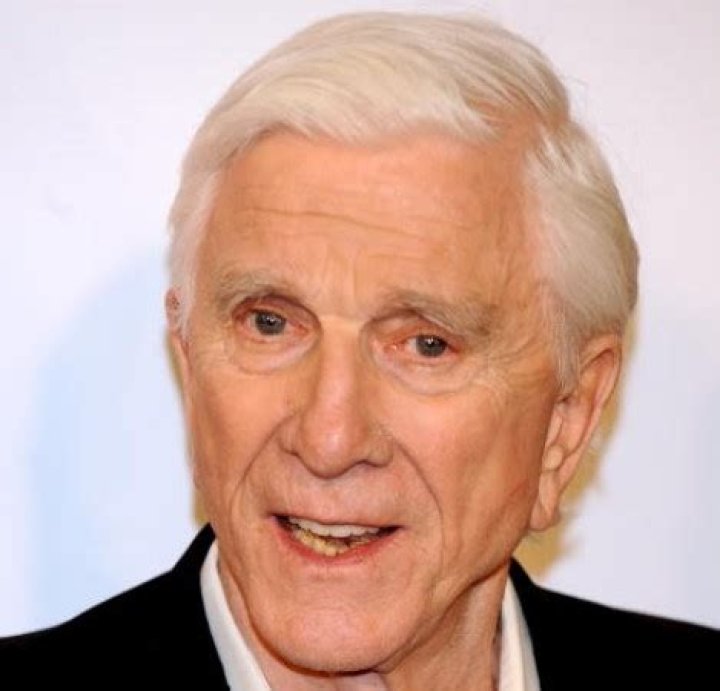 Leslie Nielsen Net Worth 2024