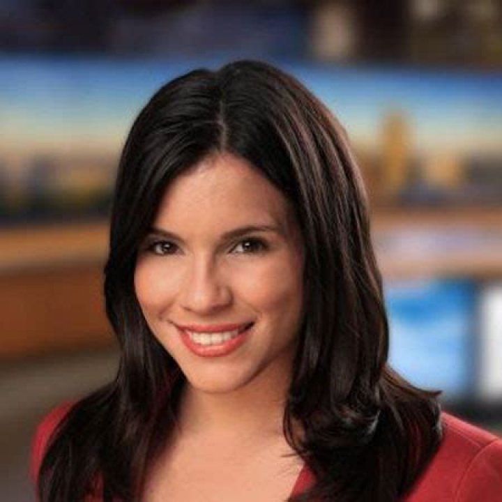 Leyla Santiago Biography