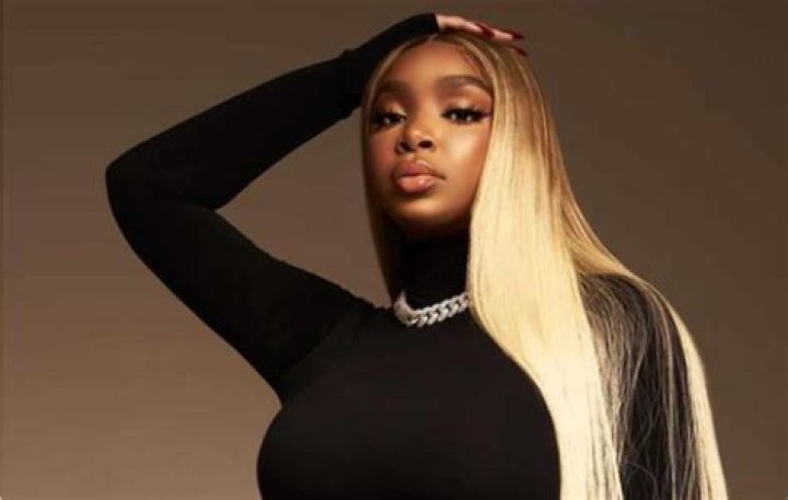 LightSkinKeisha - Bio, Net Worth, Height