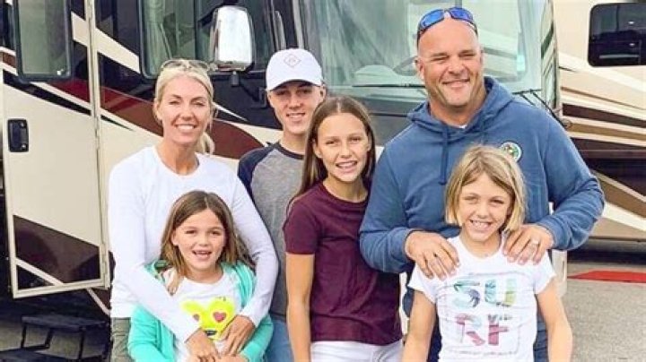 Lincoln Wolfgang Baeumler Bio, Age, Parents, Siblings, Renovation Island