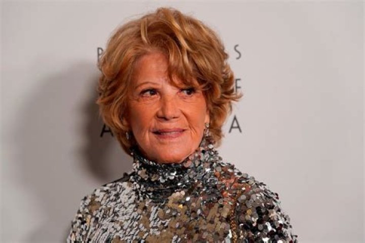 Linda Lavin: A Comprehensive Look At The Acclaimed Actress And Singer