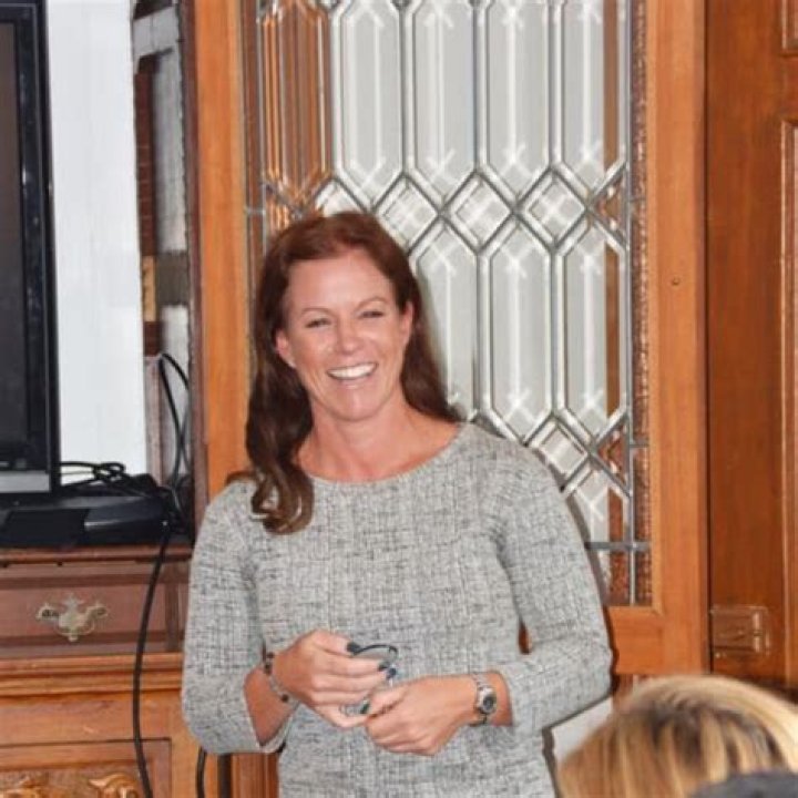 Lisa Schoen Net Worth – Phone Number, House Address, Wiki