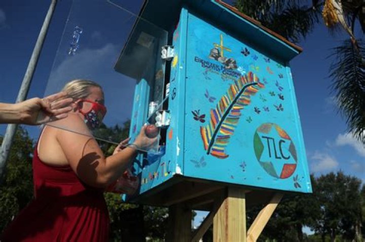 	Little Free Pantries fill hungry tummies, no questions asked	