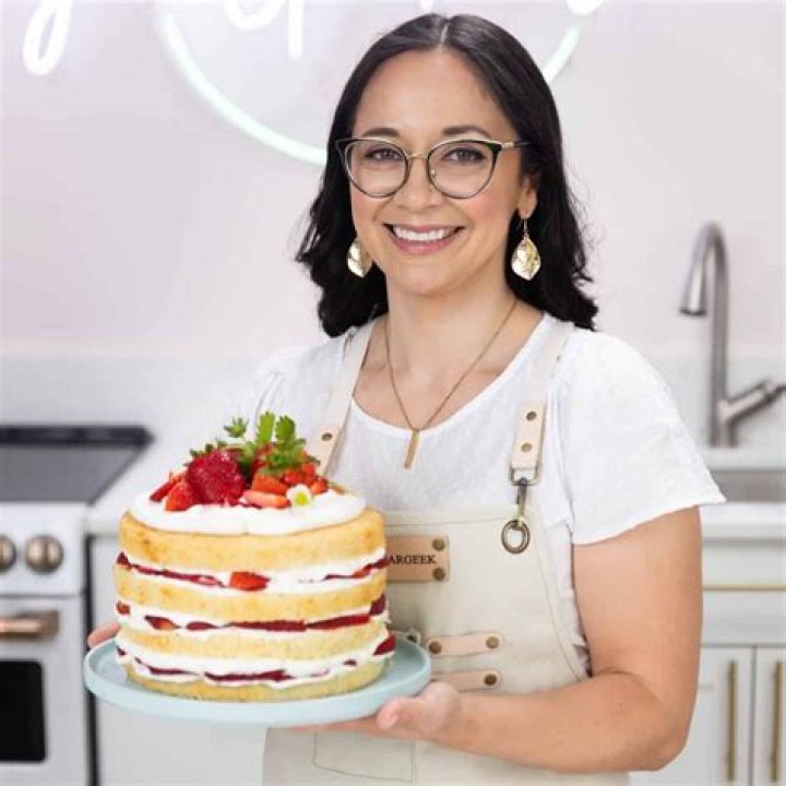 Liz Marek From Is It Cake, Too? (Season 2): Books & More!