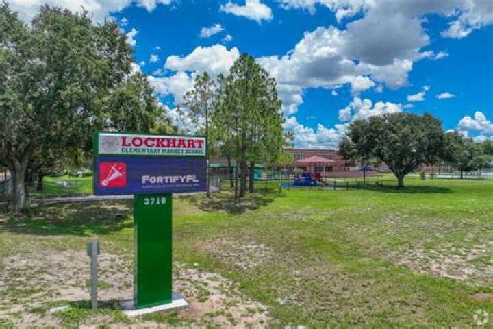 Lockhart Elementary Magnet School - Tampa