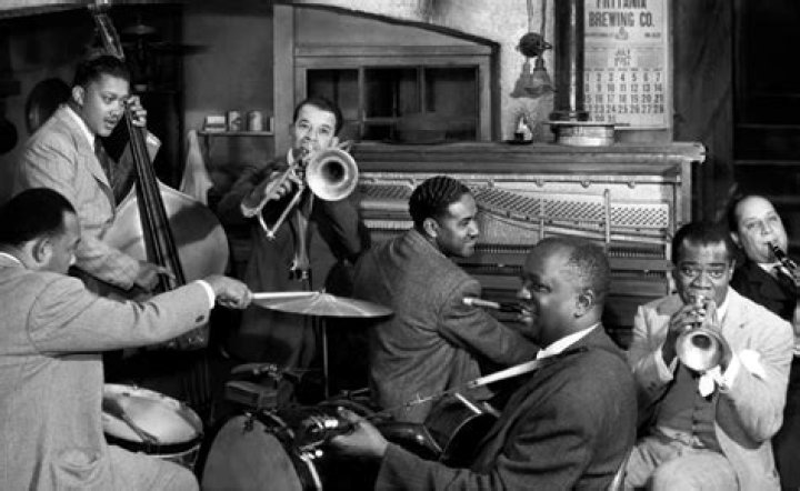 	Loss of jazz band hits sour note for students	