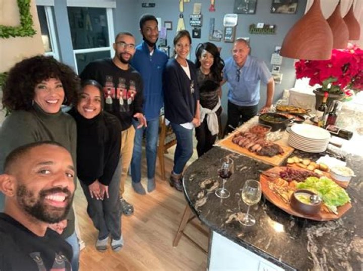 Love Behind The Screen: QVC Leah Williams And Her Husband James Logan