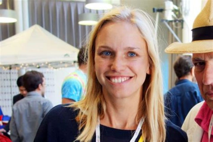 Lucinda Southworth Biography