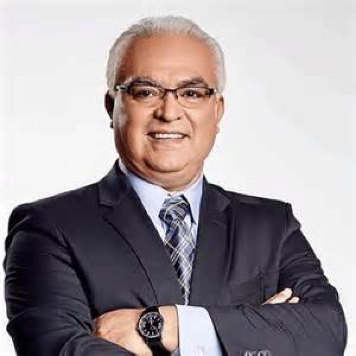 Luis Omar Tapia Bio, Age, Height, Wife, Salary, Net Worth, Univision