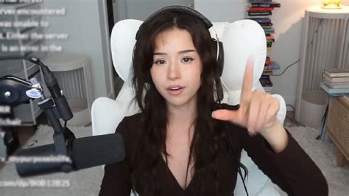 LuluLuvely & Pokimane blast viewers who 