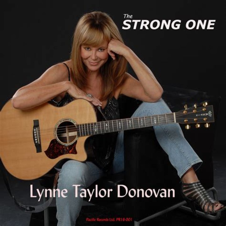 Lynne Taylor Singer: The Voice Behind The Music