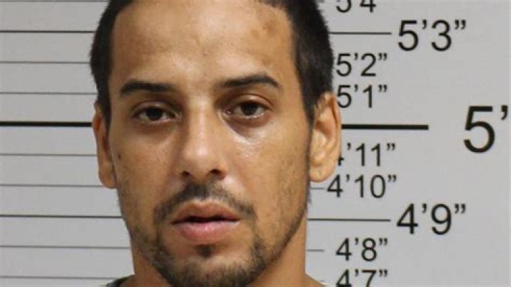 Man facing felony charges after robbing local convenience store