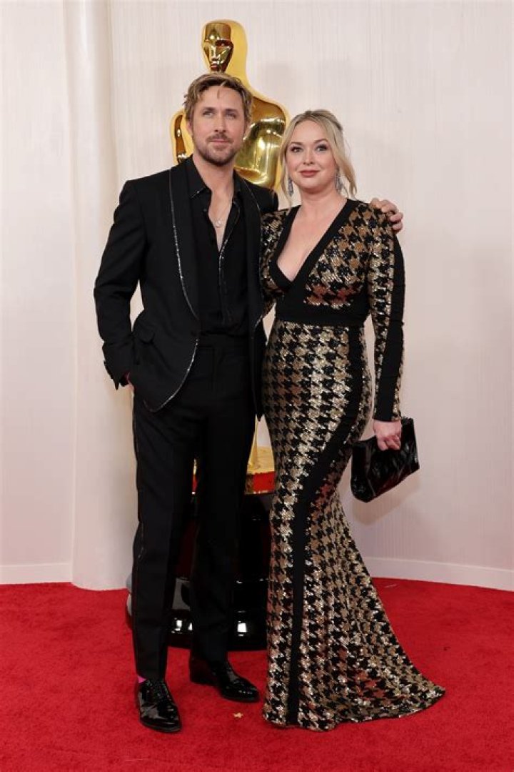 Mandi Gosling Wikipedia, Age: Meet Ryan Gosling Sister