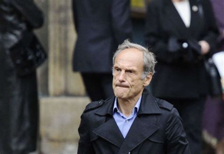 Marc Menant Épouse