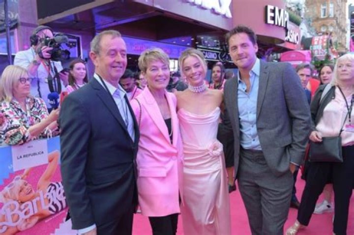 Margot Robbie Parents