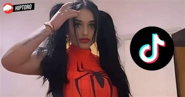 Marlene Santana Benitez Twitter: A Deep Dive Into Her Online Presence